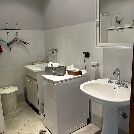 Aperegina דירה *