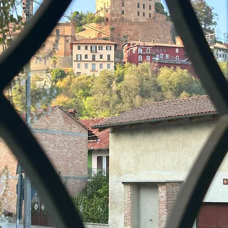 Aperegina Castellinaldo