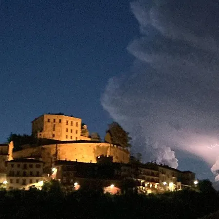 Aperegina דירה *